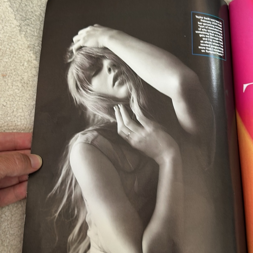 Taylor Swift Magazine